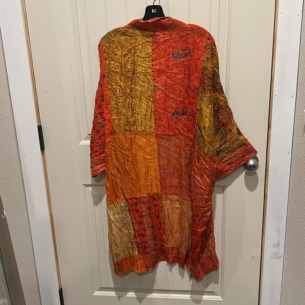 Green Sewn kimono, orange/gold/green, beautiful crepe size “2” 75% recycled silk - Picture 4 of 7